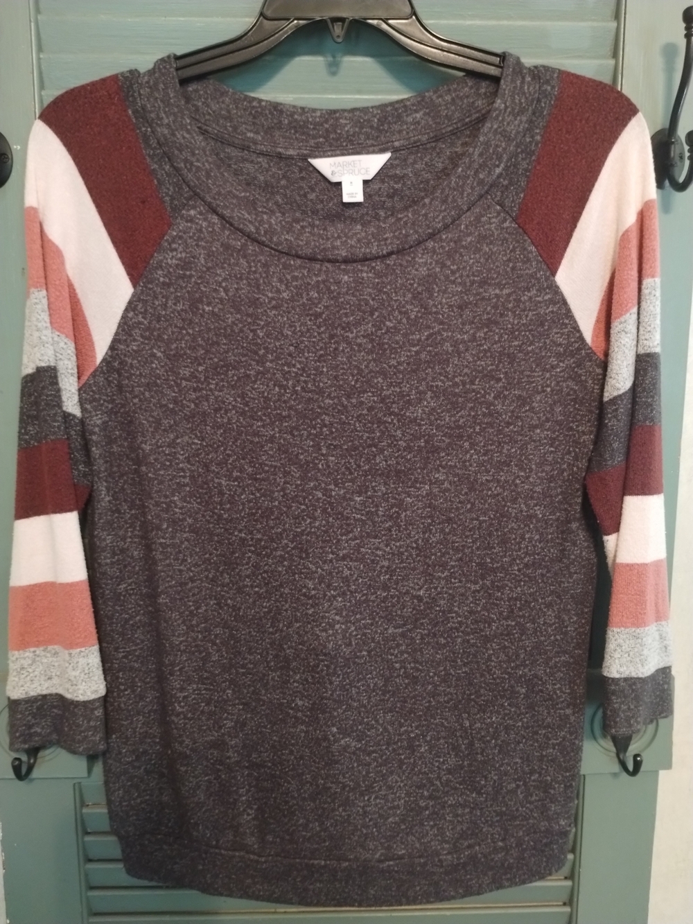 Market & Spruce Heather Gray Pullover with Striped Raglan Sleeves